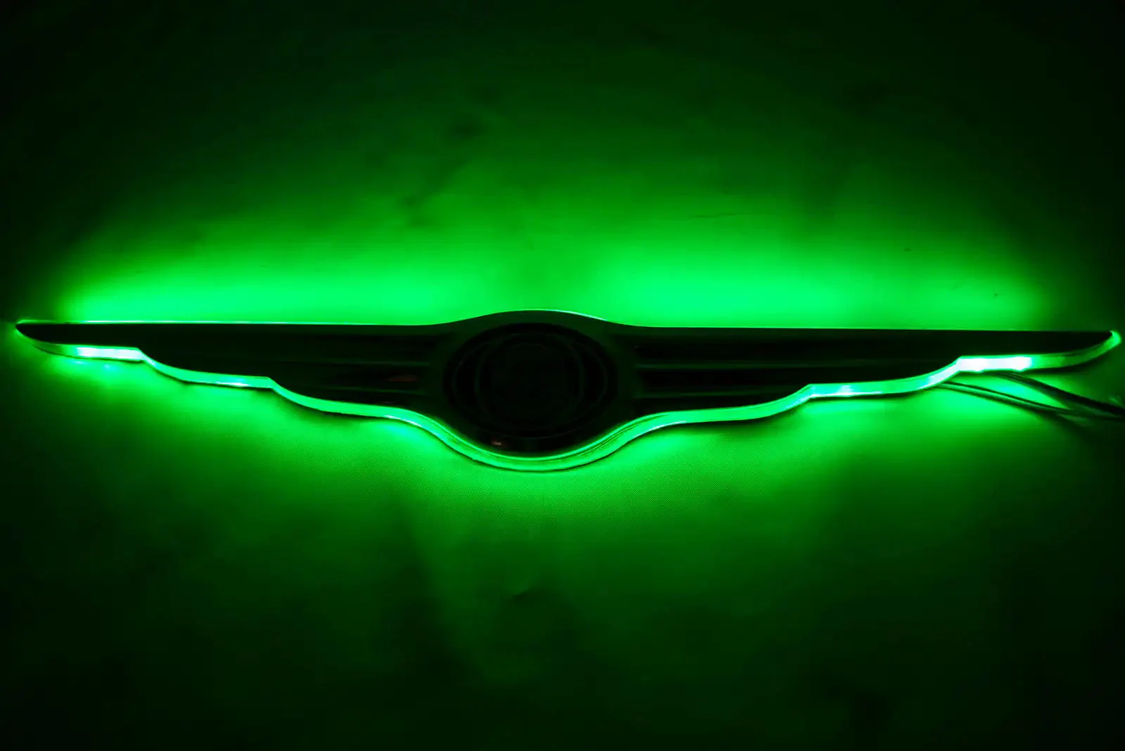 ORACLE Lighting Gen I Chrysler Illuminated LED Rear Wing Emblem - Image 12