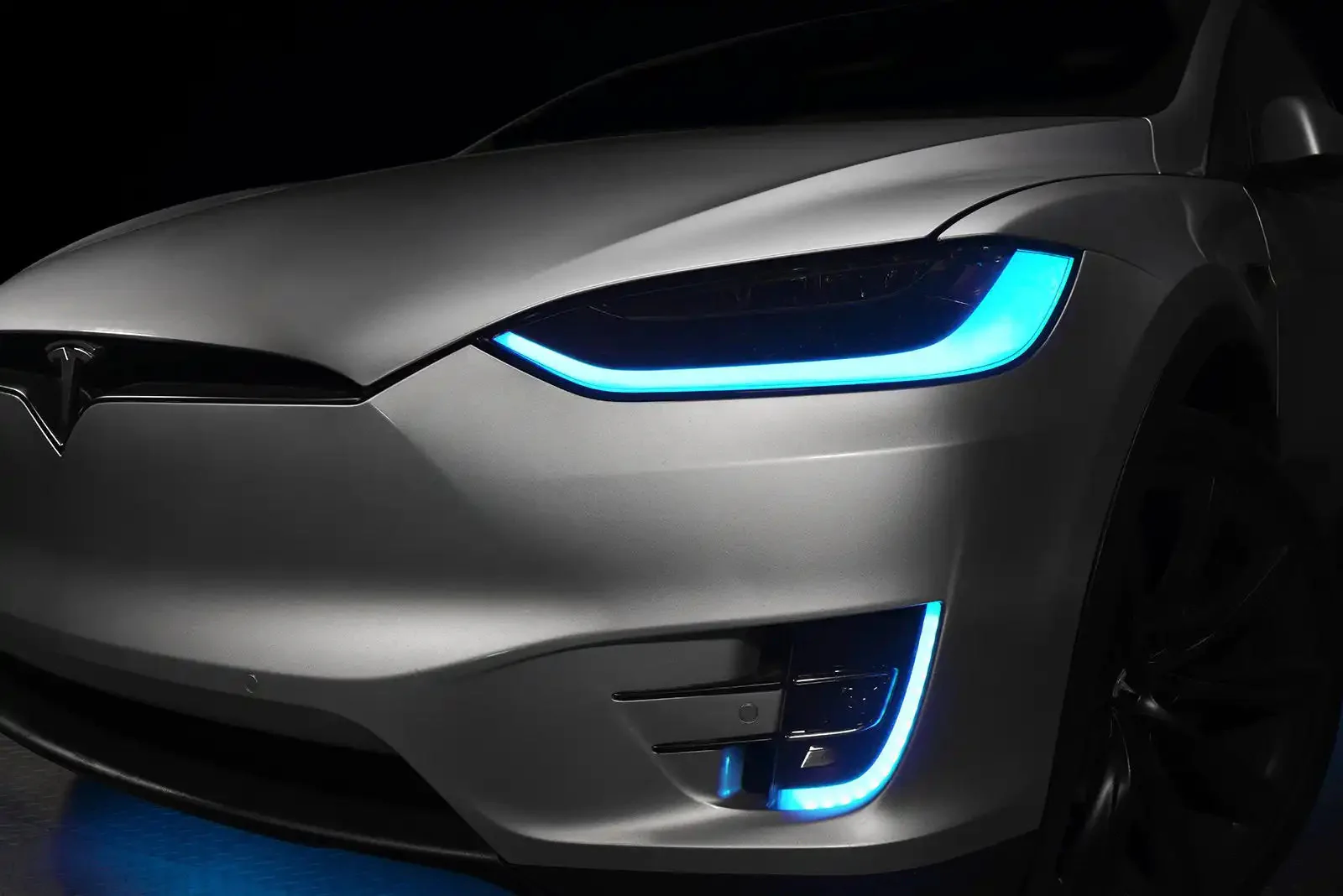 ORACLE Lighting 2016-2024 Tesla Model X Dynamic ColorSHIFT Headlight & Fog Light DRL Upgrade Kit - COMBO - Image 33