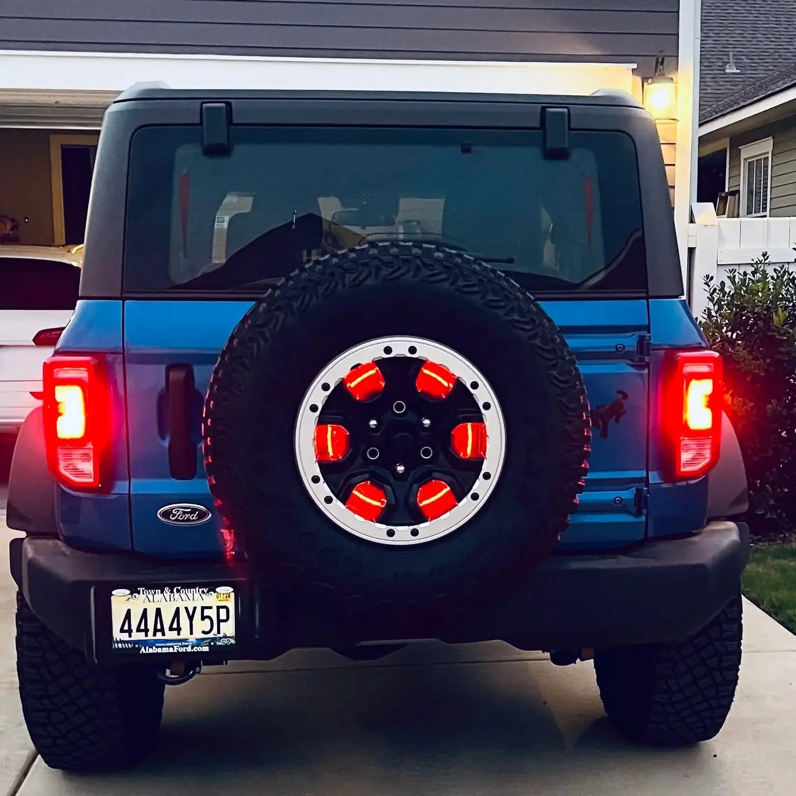 ORACLE Lighting LED Illuminated Spare Tire Wheel Ring Third Brake Light - Ford Bronco - Image 11