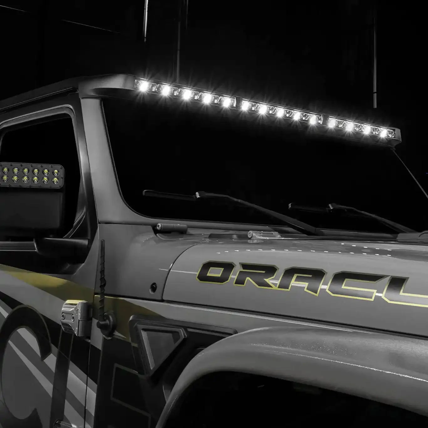 Jeep JL/JT Integrated Roof LED Light Bar | ORACLE 18,000 Lumens 240W - Image 39